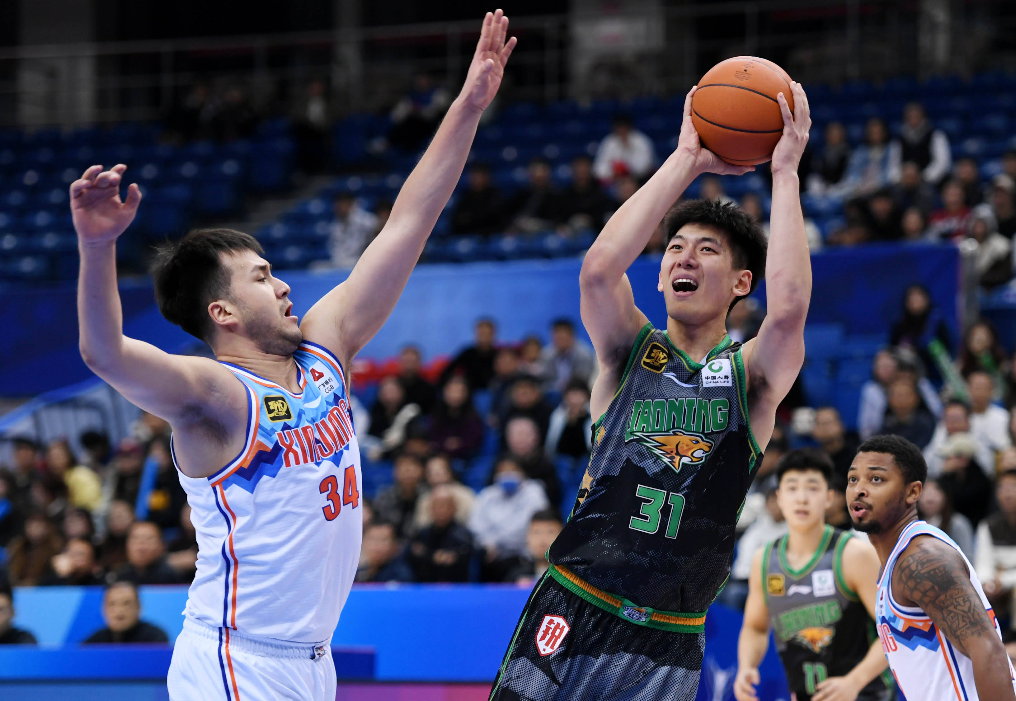 爱游戏平台首页-窗口期CBA常规赛传出新动向，波尔图队长鼓劲，管理层表态——信心回归，赛程密集仍需轮换的简单介绍