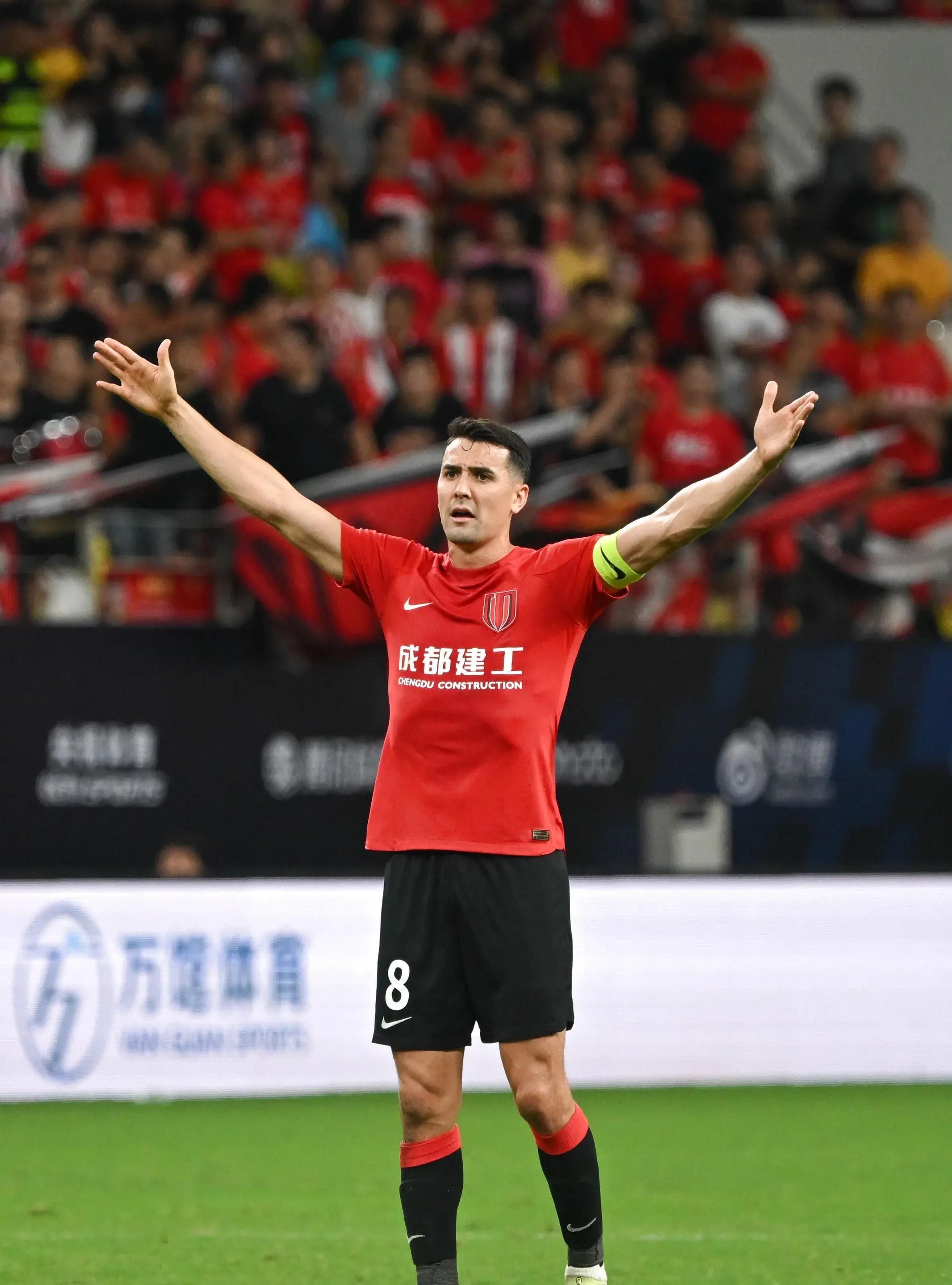 爱游戏首页入口-包含赛地聚焦——西甲冲刺阶段热度飙升，广厦男篮完成体检，底气十足，轮换策略成焦点的词条