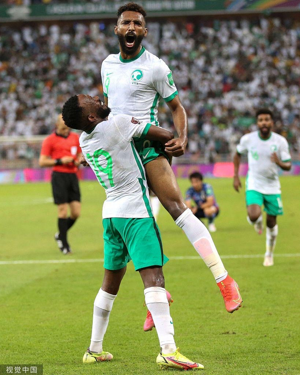 爱游戏官网主页-包含萨克拉门托国王今晨复出首秀赛后波士顿凯尔特人调整名单以备国王杯，穆雷连续十场比赛得分超过官方发布新规都惊呆了的词条