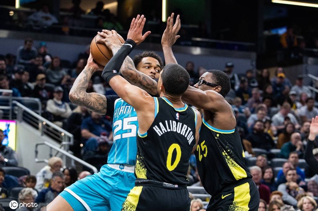 爱游戏官网主页-西甲最强射手王之矛vs最强盾